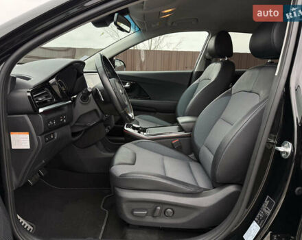 Черный Киа Niro, объемом двигателя 0 л и пробегом 61 тыс. км за 19300 $, фото 21 на Automoto.ua