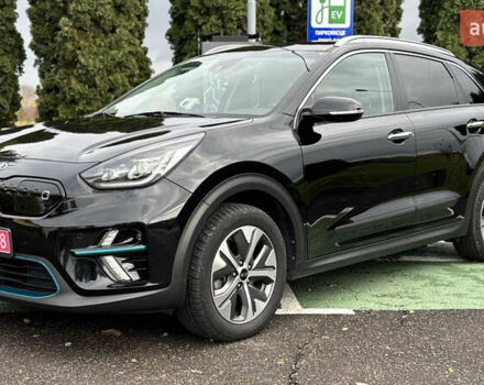 Чорний Кіа Niro, об'ємом двигуна 0 л та пробігом 110 тис. км за 19500 $, фото 36 на Automoto.ua