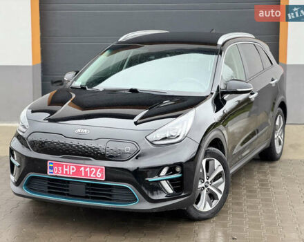Черный Киа Niro, объемом двигателя 0 л и пробегом 93 тыс. км за 17999 $, фото 3 на Automoto.ua