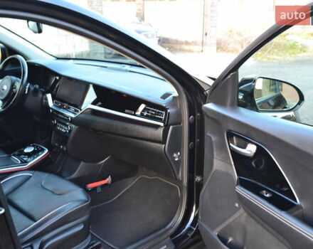 Чорний Кіа Niro, об'ємом двигуна 0 л та пробігом 169 тис. км за 18450 $, фото 42 на Automoto.ua