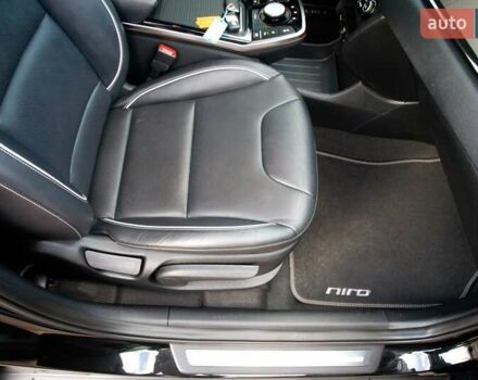 Черный Киа Niro, объемом двигателя 0 л и пробегом 110 тыс. км за 17450 $, фото 41 на Automoto.ua