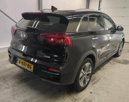 Чорний Кіа Niro, об'ємом двигуна 0 л та пробігом 81 тис. км за 18588 $, фото 2 на Automoto.ua