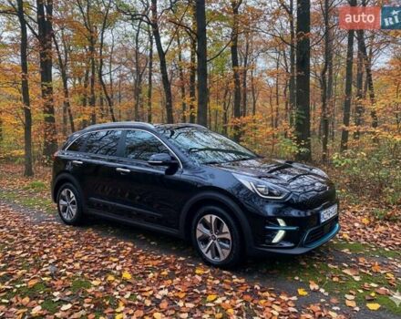 Чорний Кіа Niro, об'ємом двигуна 0 л та пробігом 112 тис. км за 19850 $, фото 18 на Automoto.ua