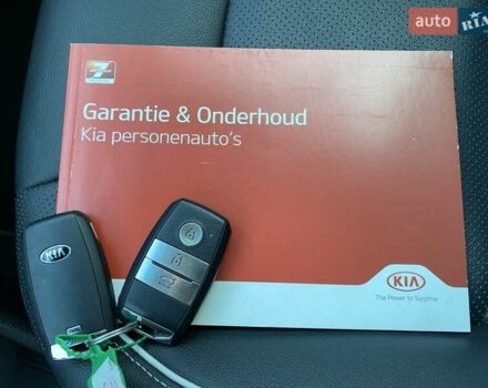 Черный Киа Niro, объемом двигателя 0 л и пробегом 83 тыс. км за 23200 $, фото 45 на Automoto.ua