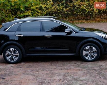 Киа Niro 2020 в Бердичеве на Automoto.ua Черный Киа Niro, объемом двигателя 0 л и пробегом 152 тыс. км за 16450 $, фото 12 на Automoto.ua