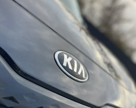 Киа Niro 2020 в Дрогобыче на Automoto.ua Черный Киа Niro, объемом двигателя 0 л и пробегом 148 тыс. км за 19799 $, фото 13 на Automoto.ua