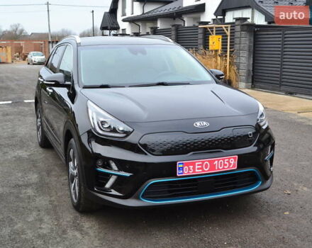 Чорний Кіа Niro, об'ємом двигуна 0 л та пробігом 169 тис. км за 18450 $, фото 7 на Automoto.ua
