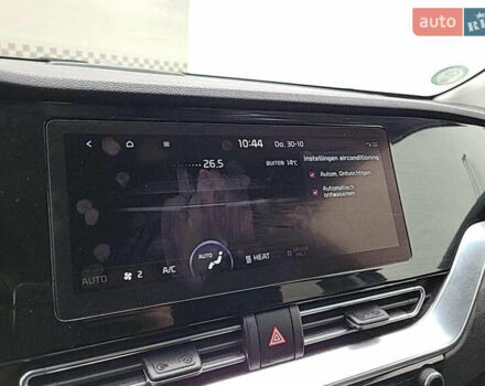 Черный Киа Niro, объемом двигателя 0 л и пробегом 128 тыс. км за 19463 $, фото 5 на Automoto.ua