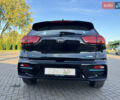 Чорний Кіа Niro, об'ємом двигуна 0 л та пробігом 91 тис. км за 18800 $, фото 6 на Automoto.ua