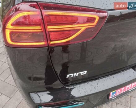 Черный Киа Niro, объемом двигателя 0 л и пробегом 92 тыс. км за 19945 $, фото 66 на Automoto.ua