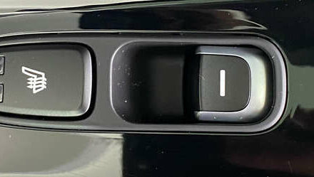 Чорний Кіа Niro, об'ємом двигуна 0 л та пробігом 70 тис. км за 22350 $, фото 15 на Automoto.ua