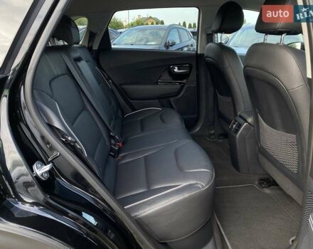 Черный Киа Niro, объемом двигателя 0 л и пробегом 83 тыс. км за 23200 $, фото 58 на Automoto.ua