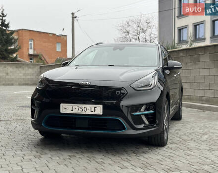Черный Киа Niro, объемом двигателя 0 л и пробегом 132 тыс. км за 18699 $, фото 6 на Automoto.ua