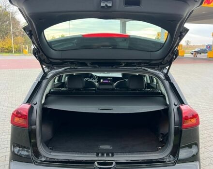 Черный Киа Niro, объемом двигателя 0 л и пробегом 106 тыс. км за 17900 $, фото 7 на Automoto.ua