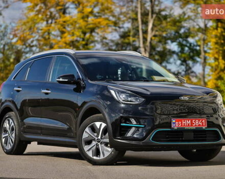 Черный Киа Niro, объемом двигателя 0 л и пробегом 124 тыс. км за 19500 $, фото 1 на Automoto.ua