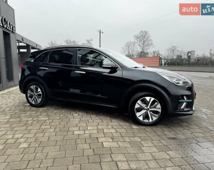 Черный Киа Niro, объемом двигателя 0 л и пробегом 159 тыс. км за 18950 $, фото 5 на Automoto.ua