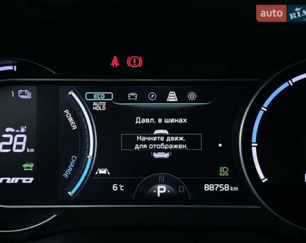 Чорний Кіа Niro, об'ємом двигуна 0 л та пробігом 88 тис. км за 22900 $, фото 34 на Automoto.ua