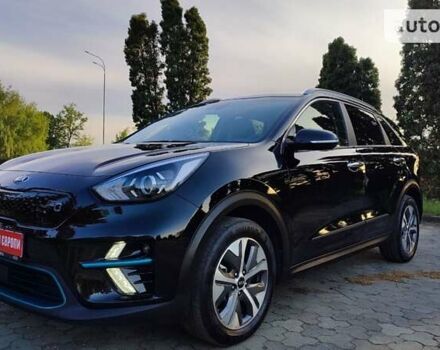 Чорний Кіа Niro, об'ємом двигуна 0 л та пробігом 83 тис. км за 19799 $, фото 2 на Automoto.ua