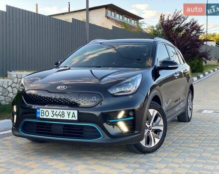 Черный Киа Niro, объемом двигателя 0 л и пробегом 109 тыс. км за 19850 $, фото 16 на Automoto.ua
