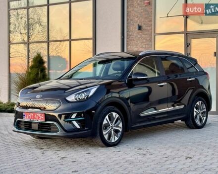 Черный Киа Niro, объемом двигателя 0 л и пробегом 110 тыс. км за 17999 $, фото 13 на Automoto.ua
