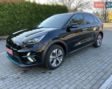 Чорний Кіа Niro, об'ємом двигуна 0 л та пробігом 112 тис. км за 20499 $, фото 15 на Automoto.ua