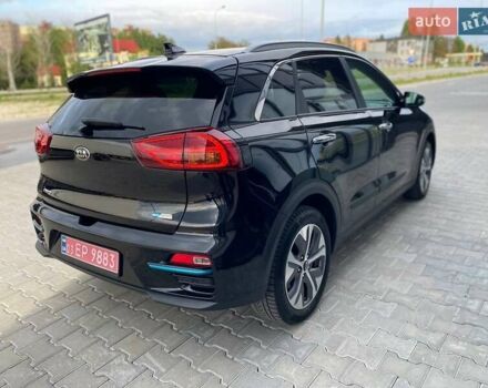 Черный Киа Niro, объемом двигателя 0 л и пробегом 142 тыс. км за 18900 $, фото 6 на Automoto.ua