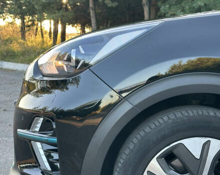 Черный Киа Niro, объемом двигателя 0 л и пробегом 112 тыс. км за 18750 $, фото 10 на Automoto.ua