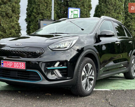 Чорний Кіа Niro, об'ємом двигуна 0 л та пробігом 110 тис. км за 19500 $, фото 32 на Automoto.ua