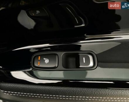 Чорний Кіа Niro, об'ємом двигуна 0 л та пробігом 131 тис. км за 21500 $, фото 9 на Automoto.ua