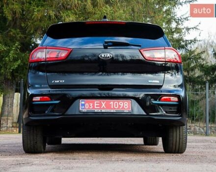 Черный Киа Niro, объемом двигателя 0 л и пробегом 110 тыс. км за 17450 $, фото 15 на Automoto.ua