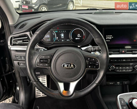 Черный Киа Niro, объемом двигателя 0 л и пробегом 45 тыс. км за 23300 $, фото 30 на Automoto.ua