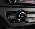 Чорний Кіа Niro, об'ємом двигуна 0 л та пробігом 115 тис. км за 20700 $, фото 27 на Automoto.ua