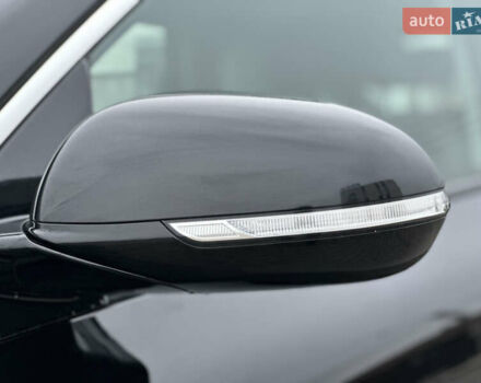 Чорний Кіа Niro, об'ємом двигуна 0 л та пробігом 130 тис. км за 18300 $, фото 21 на Automoto.ua