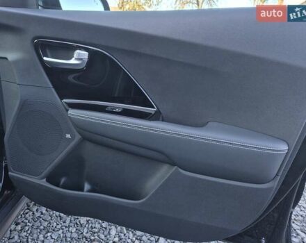 Черный Киа Niro, объемом двигателя 0 л и пробегом 132 тыс. км за 19449 $, фото 29 на Automoto.ua