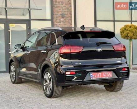 Черный Киа Niro, объемом двигателя 0 л и пробегом 110 тыс. км за 17999 $, фото 16 на Automoto.ua