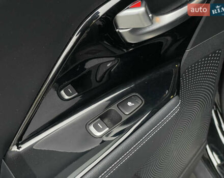 Черный Киа Niro, объемом двигателя 0 л и пробегом 111 тыс. км за 19300 $, фото 19 на Automoto.ua