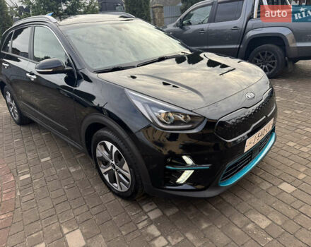 Чорний Кіа Niro, об'ємом двигуна 0 л та пробігом 164 тис. км за 18400 $, фото 13 на Automoto.ua