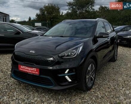 Чорний Кіа Niro, об'ємом двигуна 0 л та пробігом 69 тис. км за 23200 $, фото 17 на Automoto.ua