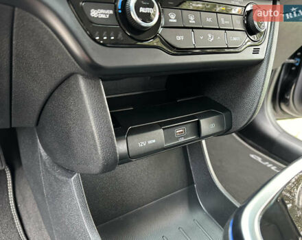 Киа Niro 2020 в Дрогобыче на Automoto.ua Черный Киа Niro, объемом двигателя 0 л и пробегом 46 тыс. км за 19750 $, фото 50 на Automoto.ua