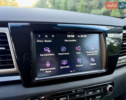 Киа Niro 2020 в Бердичеве на Automoto.ua Черный Киа Niro, объемом двигателя 0 л и пробегом 128 тыс. км за 16700 $, фото 61 на Automoto.ua