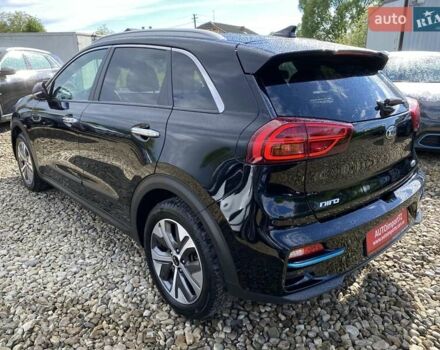 Чорний Кіа Niro, об'ємом двигуна 0 л та пробігом 107 тис. км за 22400 $, фото 16 на Automoto.ua