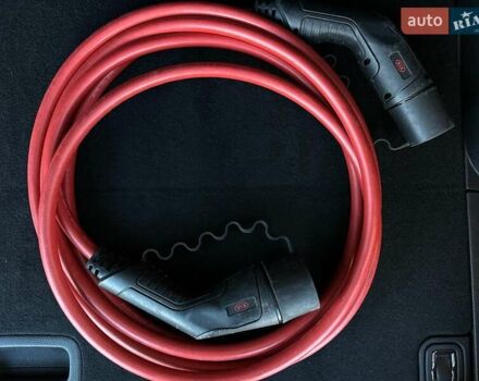 Киа Niro 2020 в Львове на Automoto.ua Черный Киа Niro, объемом двигателя 0 л и пробегом 68 тыс. км за 23200 $, фото 84 на Automoto.ua