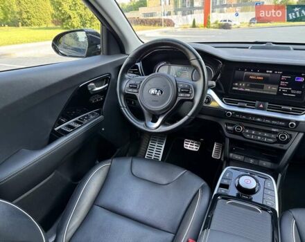 Черный Киа Niro, объемом двигателя 0 л и пробегом 98 тыс. км за 20999 $, фото 32 на Automoto.ua