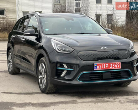 Чорний Кіа Niro, об'ємом двигуна 0 л та пробігом 140 тис. км за 17999 $, фото 1 на Automoto.ua