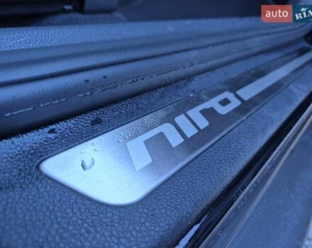 Черный Киа Niro, объемом двигателя 0 л и пробегом 132 тыс. км за 19449 $, фото 31 на Automoto.ua
