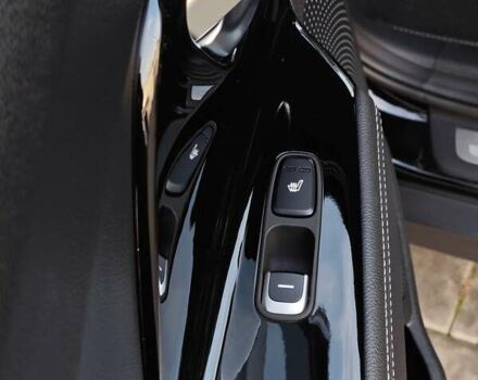 Черный Киа Niro, объемом двигателя 0 л и пробегом 115 тыс. км за 19999 $, фото 54 на Automoto.ua