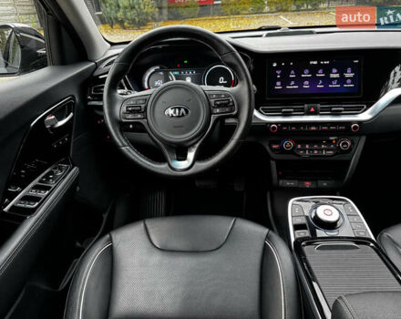 Черный Киа Niro, объемом двигателя 0 л и пробегом 78 тыс. км за 21700 $, фото 50 на Automoto.ua