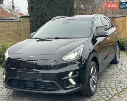 Черный Киа Niro, объемом двигателя 0 л и пробегом 111 тыс. км за 19300 $, фото 8 на Automoto.ua