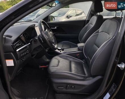 Киа Niro 2020 в Львове на Automoto.ua Черный Киа Niro, объемом двигателя 0 л и пробегом 83 тыс. км за 22200 $, фото 25 на Automoto.ua