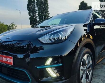 Чорний Кіа Niro, об'ємом двигуна 0 л та пробігом 83 тис. км за 19799 $, фото 24 на Automoto.ua